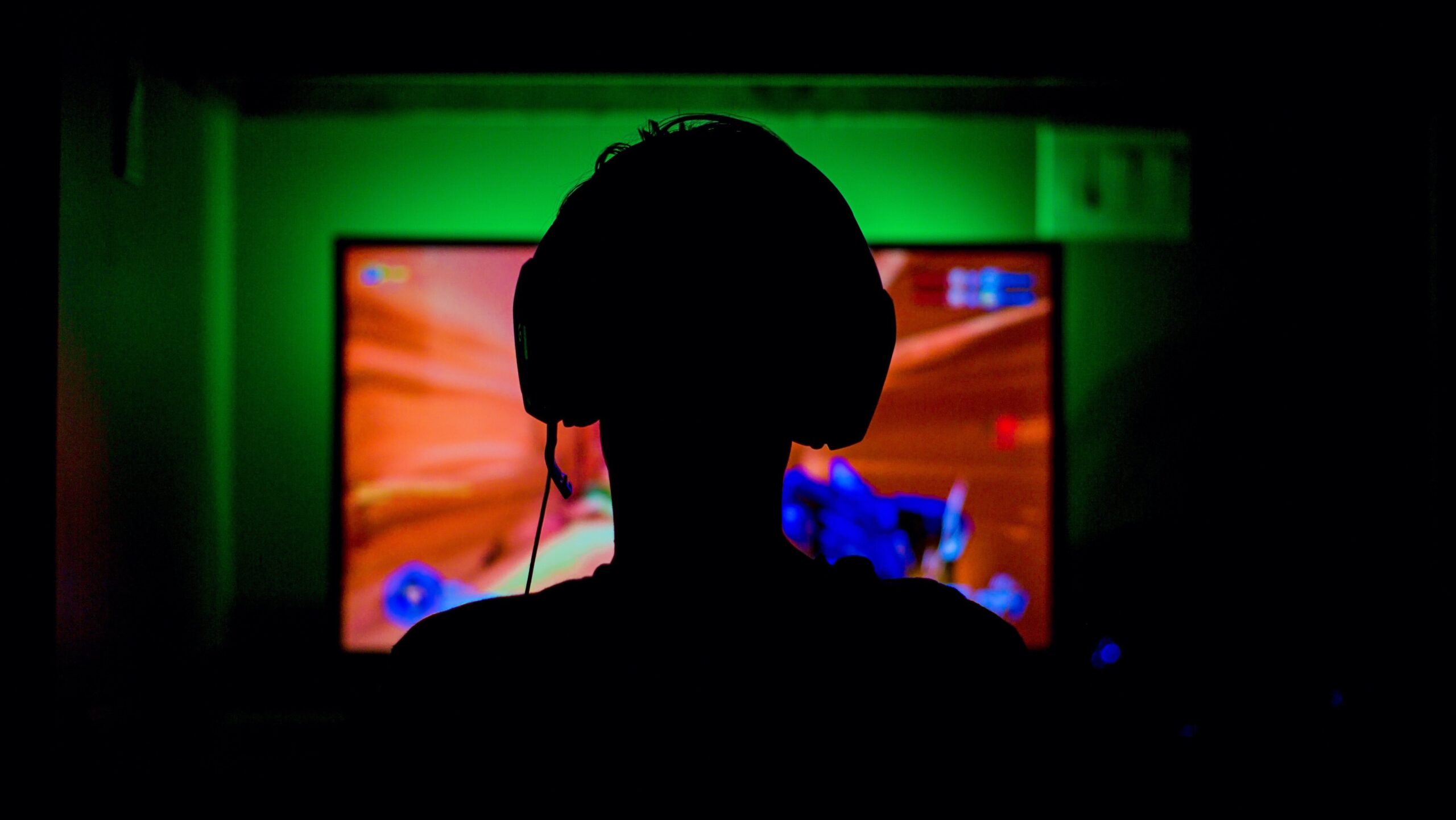 E-Sport & Live-Gaming: Wie Interaktion das digitale Streamen verändert 3 christianat computer 3923644 1 edited scaled